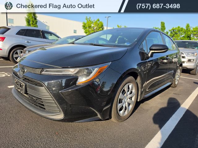 Used 2024 Toyota Corolla LE FWD image 1