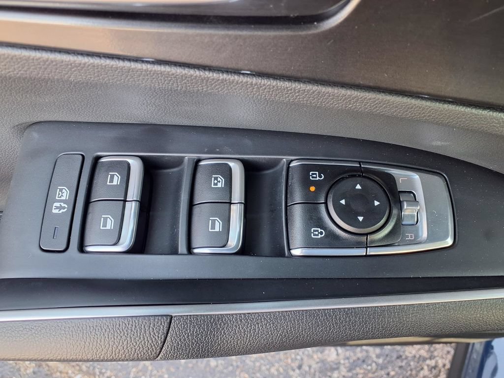 Certified 2026 Kia Sorento EX w/ EX Premium Package FWD image 13