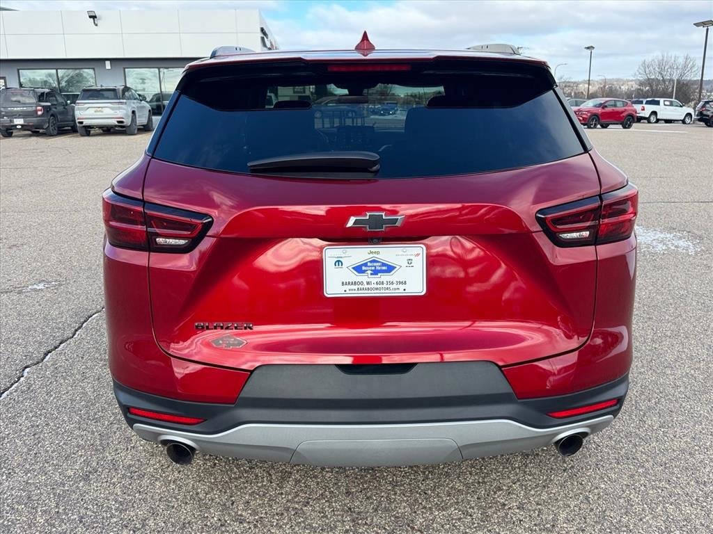 Used 2023 Chevrolet Blazer LT w/ Midnight/Sport Edition image 3