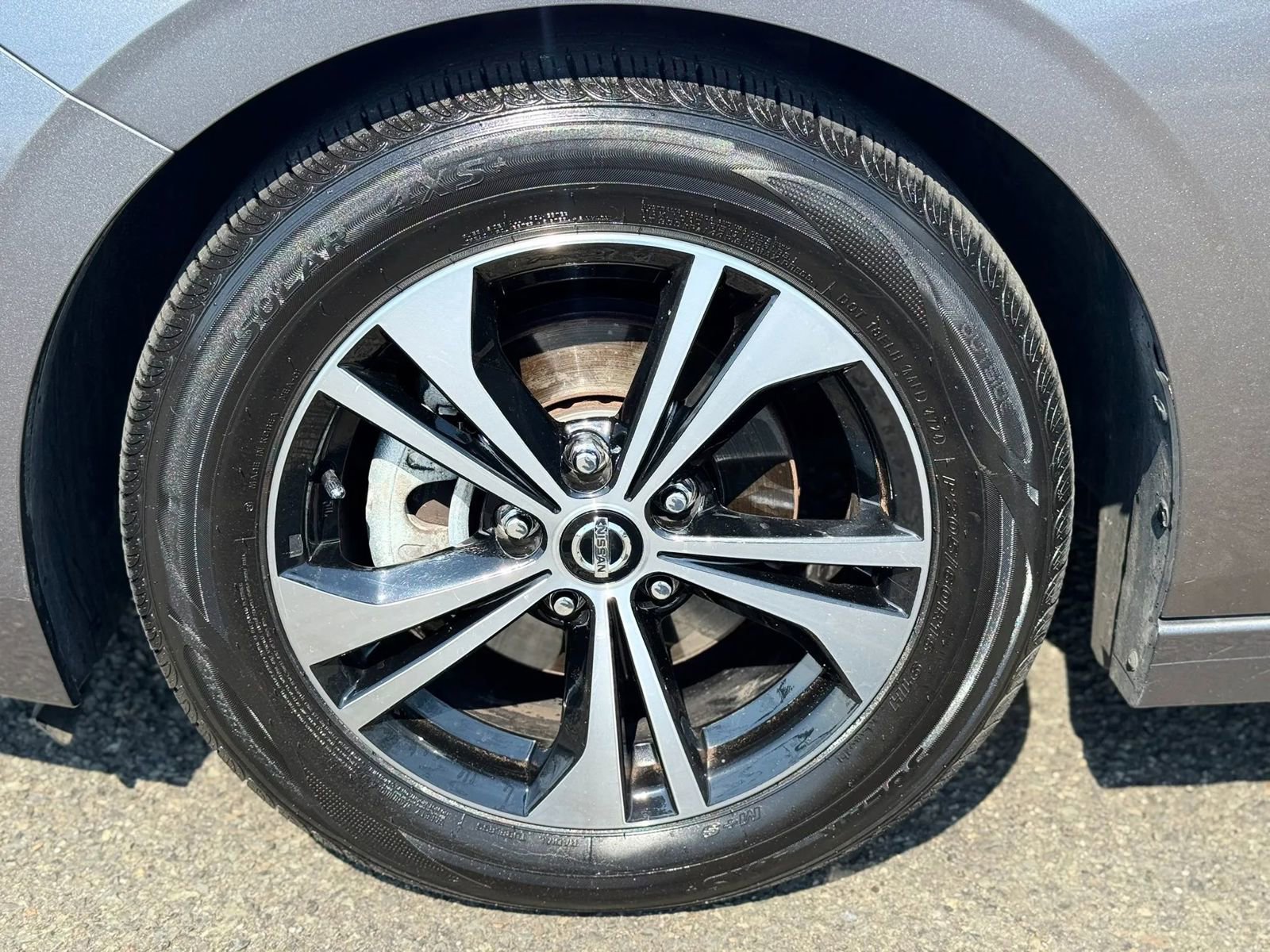 Used 2021 Nissan Sentra SV image 25