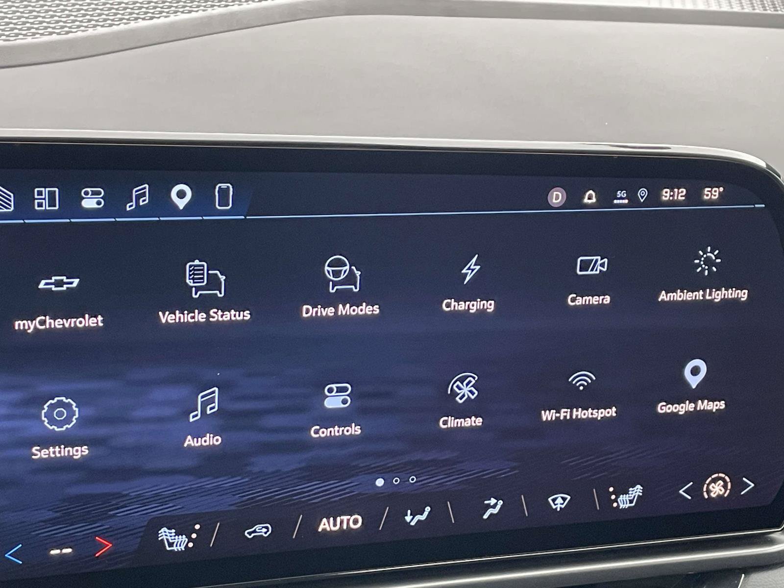 Certified 2026 Chevrolet Equinox EV RS FWD image 23
