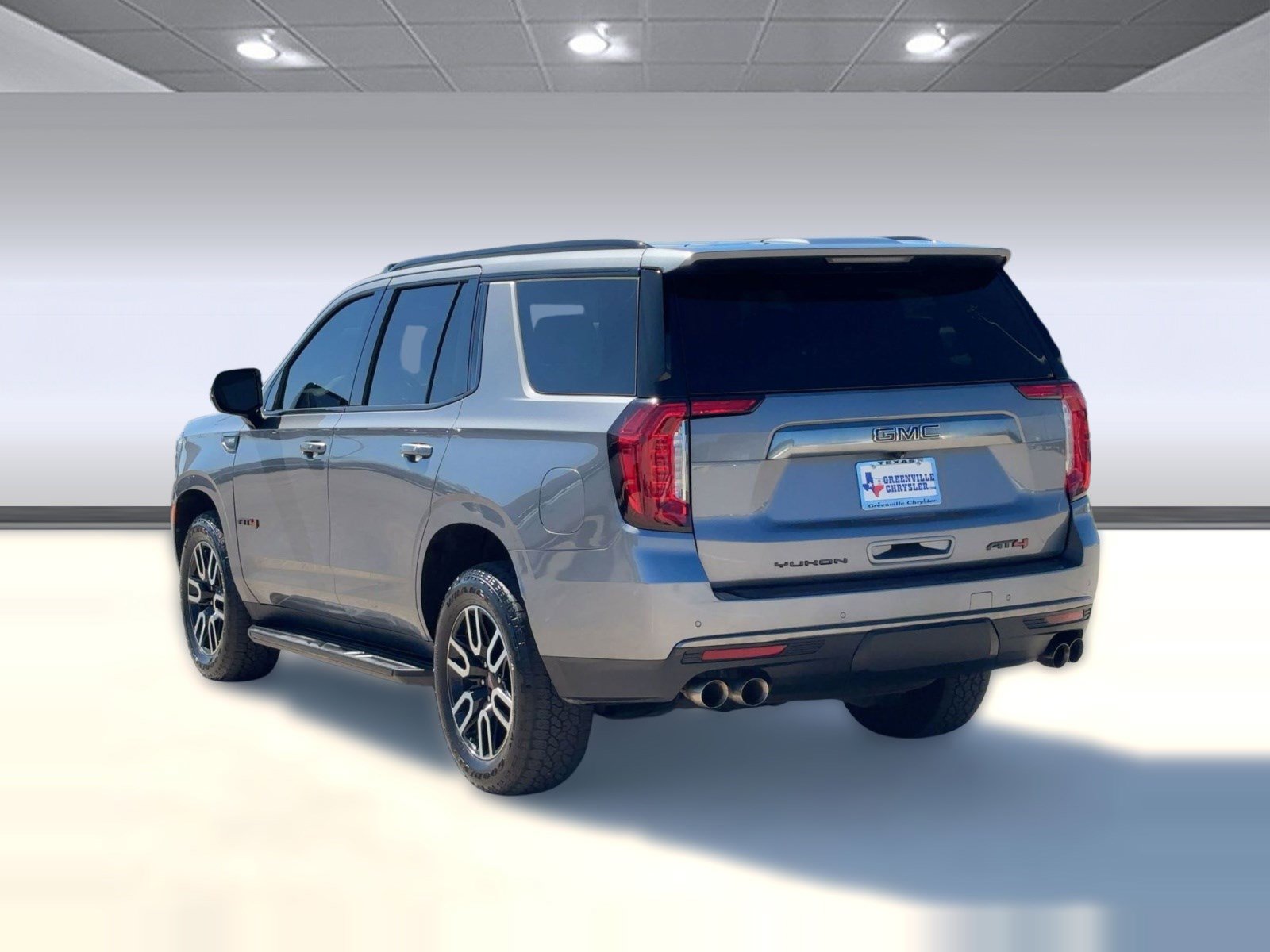 Used 2022 GMC Yukon AT4 w/ Max Trailering Package image 3