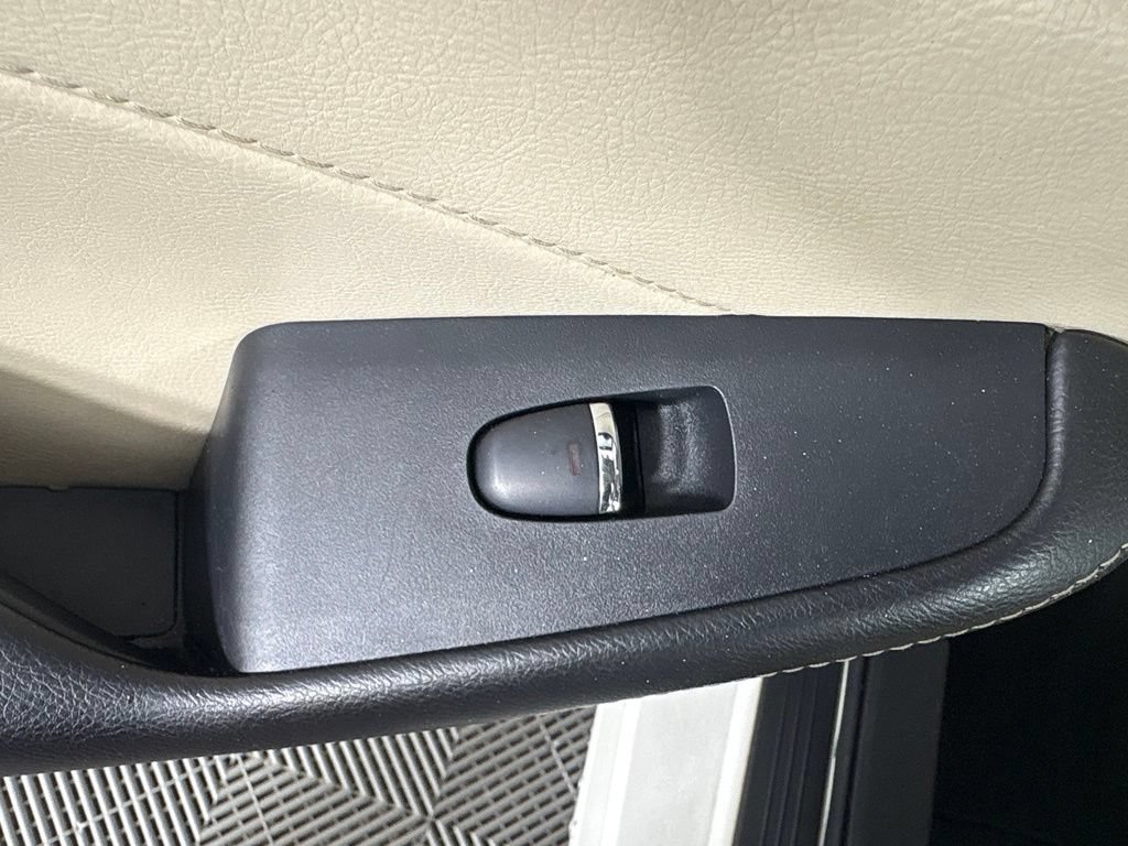 Used 2020 Nissan Maxima 3.5 SL w/ Floor Mat Group FWD image 44