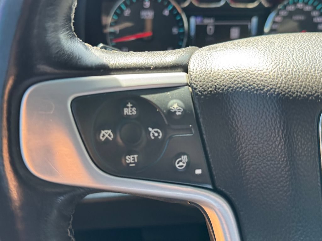 Used 2017 GMC Yukon SLT AWD/4WD image 16