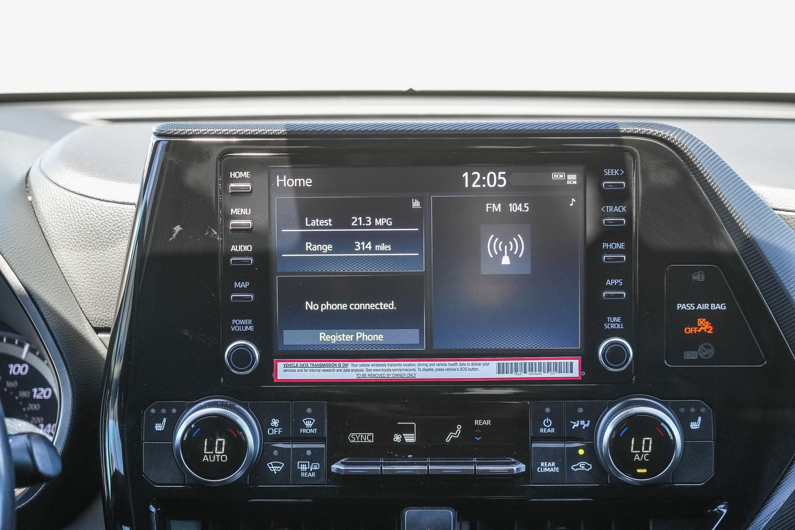 Used 2022 Toyota Highlander XSE FWD image 14