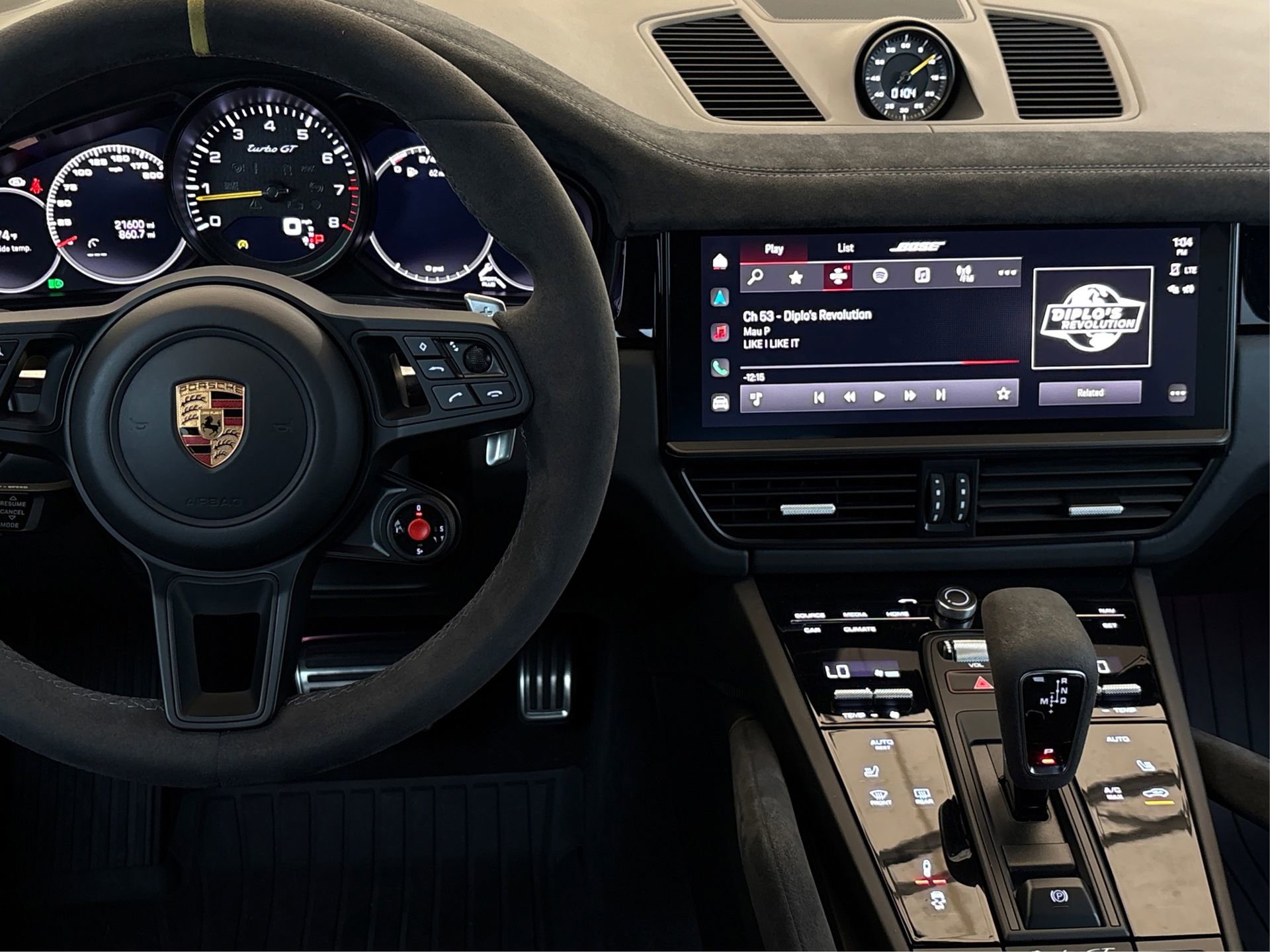 Used 2022 Porsche Cayenne Turbo GT image 15