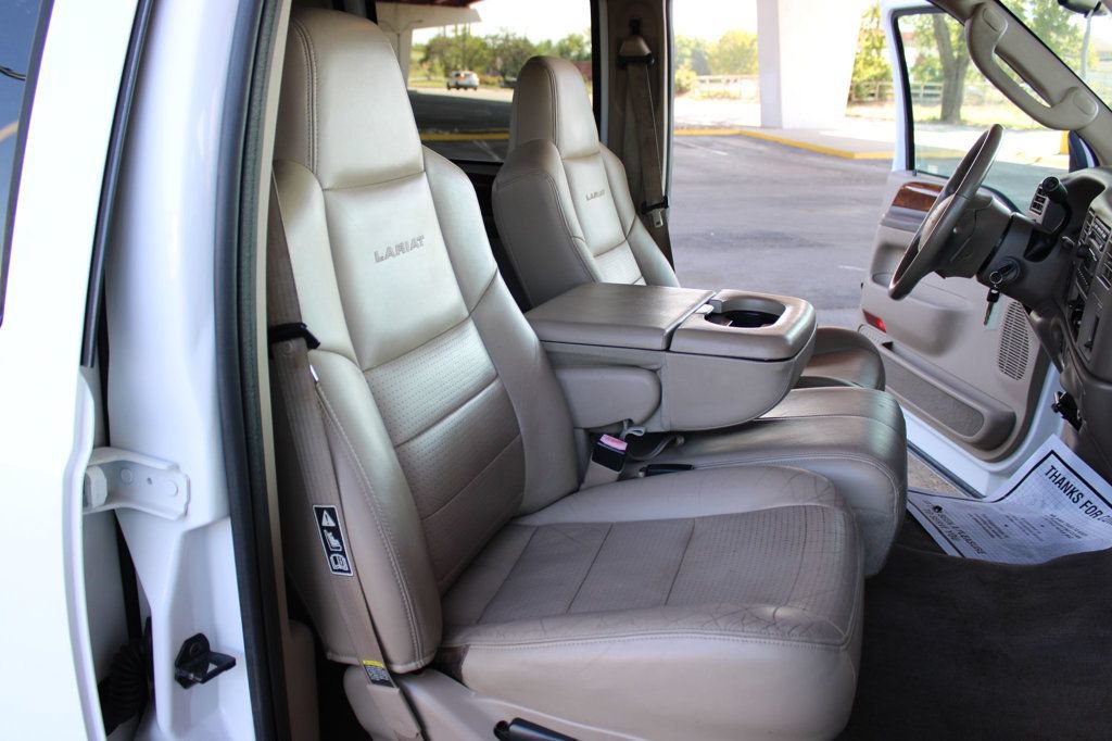 Used 2003 Ford F350 Lariat RWD image 16