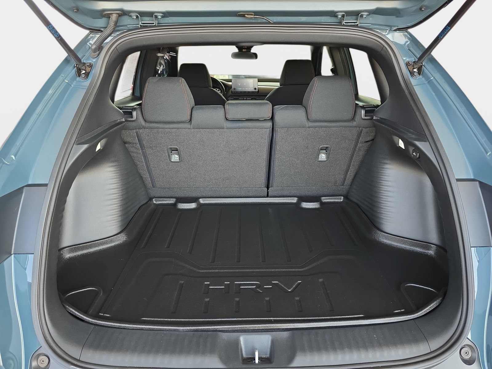 Certified 2025 Honda HR-V Sport image 12