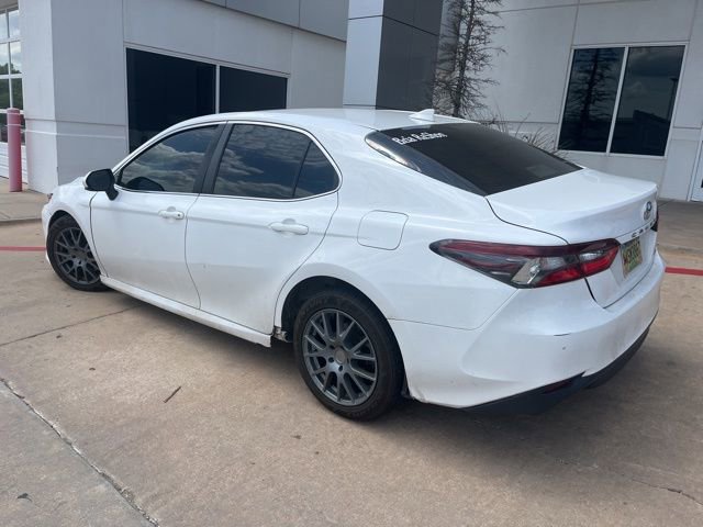 Used 2021 Toyota Camry LE FWD image 6