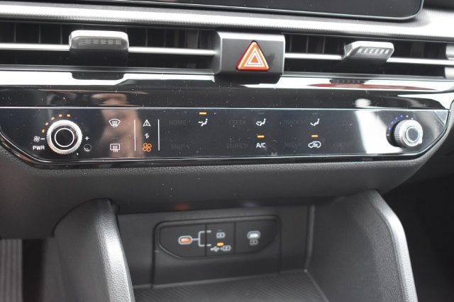 New 2026 Kia Sportage LX w/ LX Convenience Package FWD image 27
