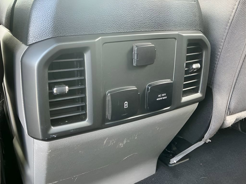 Certified 2020 Ford F250 XLT w/ XLT Premium Package AWD/4WD image 28