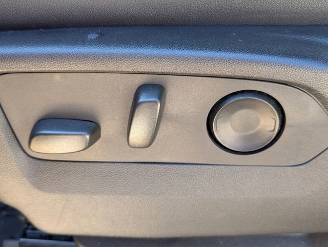 Certified 2024 Chevrolet Suburban Z71 w/ Luxury Package image 13