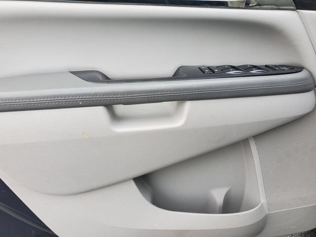 Used 2015 Buick Enclave Convenience FWD image 19