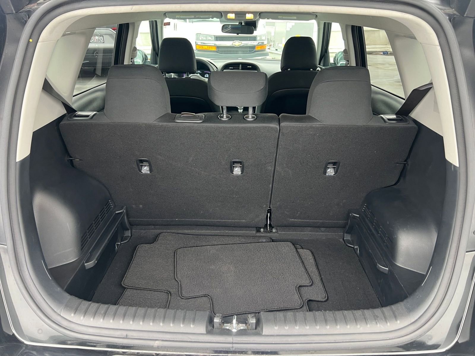 Used 2025 Kia Soul LX w/ LX Technology Package image 29