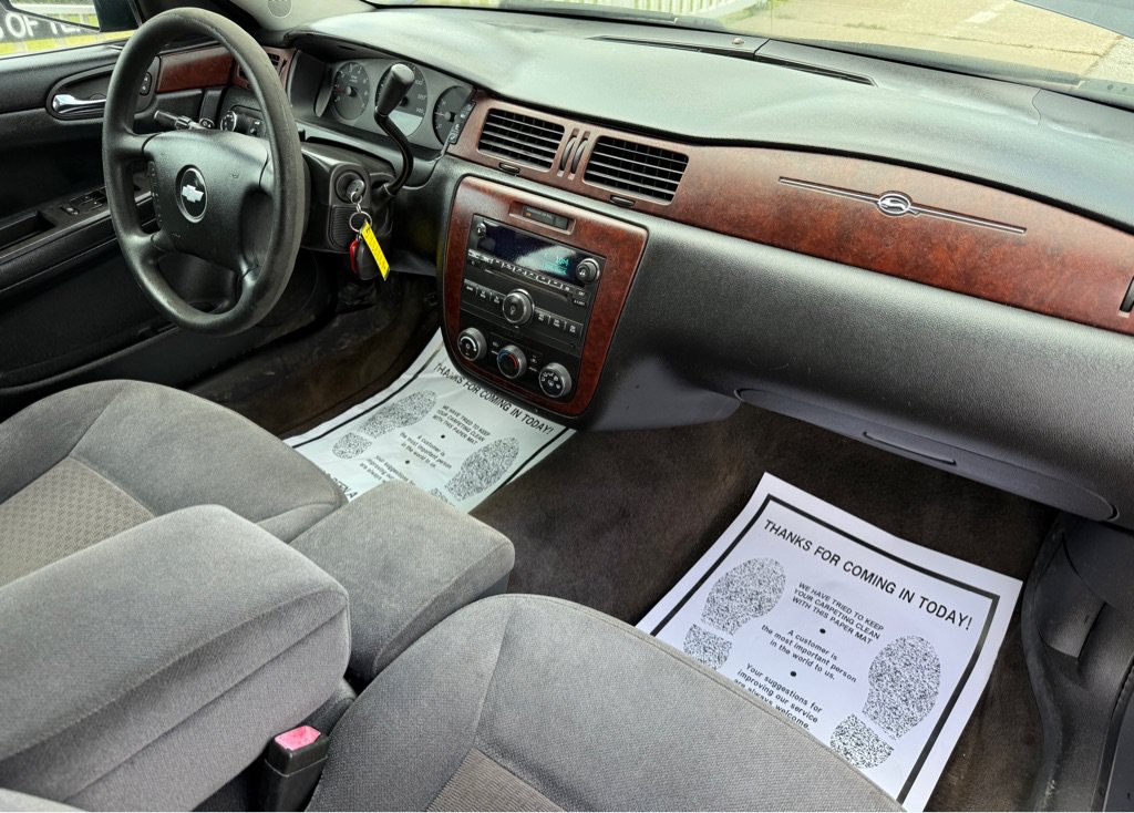 Used 2008 Chevrolet Impala LS FWD image 12