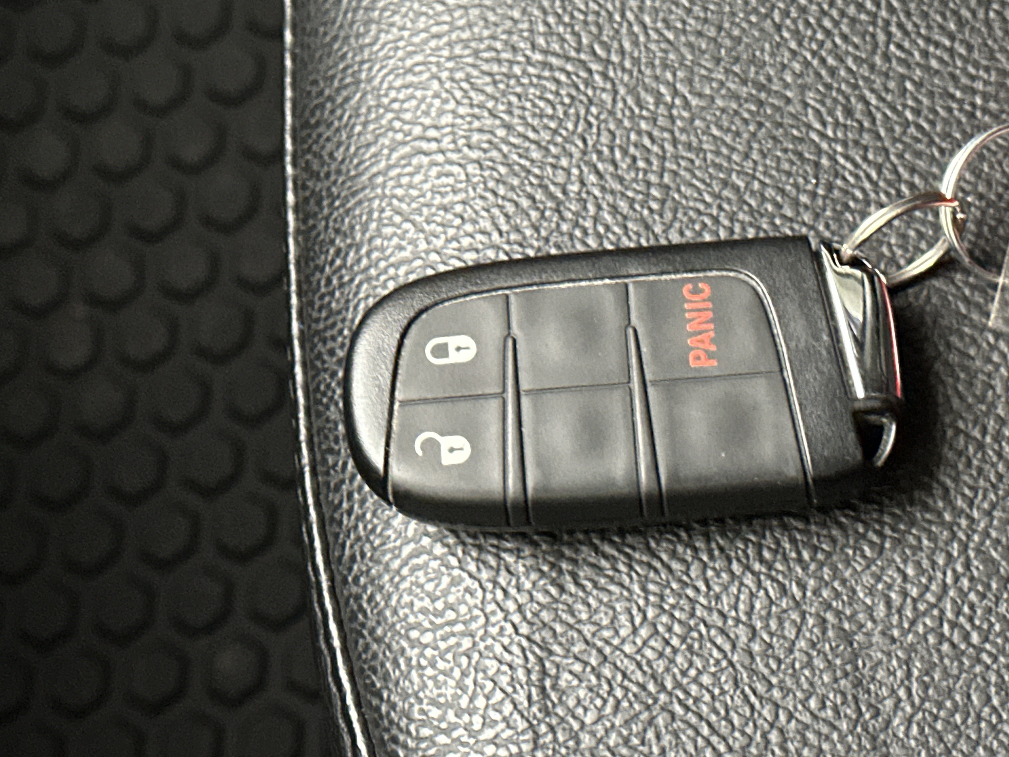 Used 2022 Jeep Compass Trailhawk AWD/4WD image 37