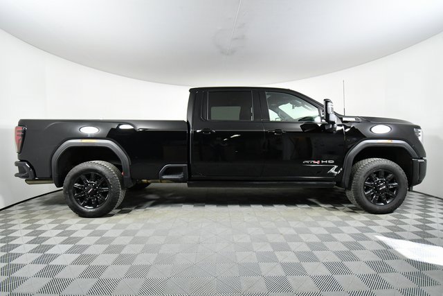 Used 2024 GMC Sierra 2500 AT4 w/ AT4 Premium Plus Package image 15