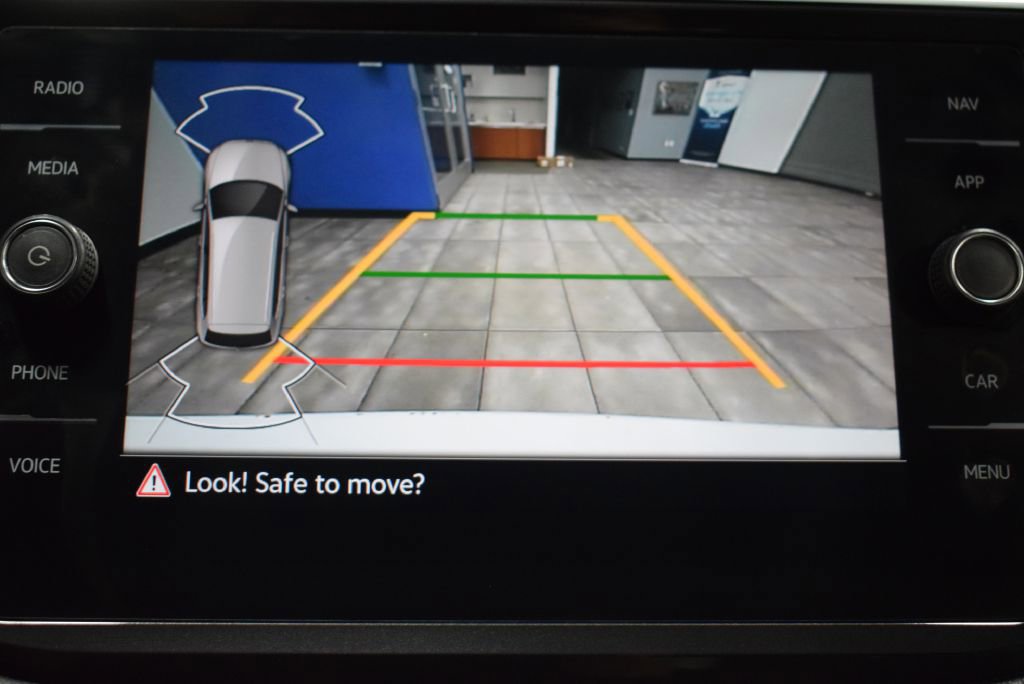 Used 2021 Volkswagen Tiguan SEL w/ 3rd Row Seat Package image 27