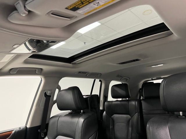 Used 2016 Lexus LX 570 4WD w/ Luxury Package image 41