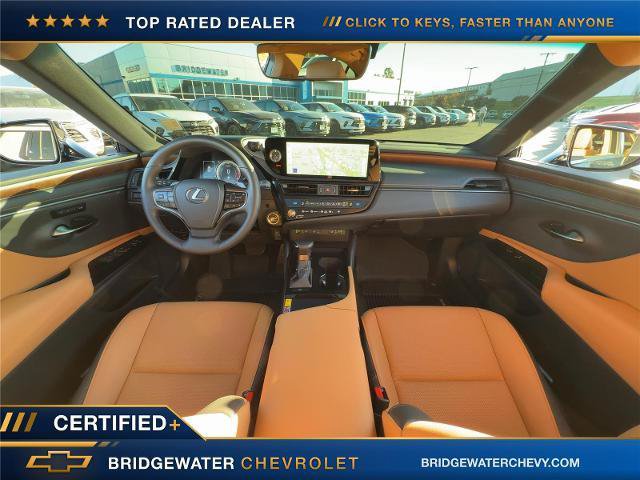 Used 2025 Lexus ES 350 w/ Premium Package FWD image 8