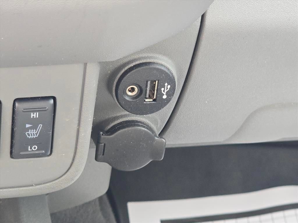 Used 2020 Nissan Frontier SV w/ Midnight Edition Floor Mats RWD image 20