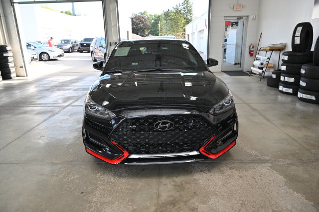 Used 2022 Hyundai Veloster N FWD image 2