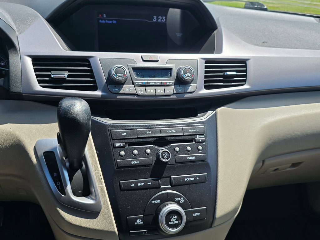Used 2013 Honda Odyssey EX image 21