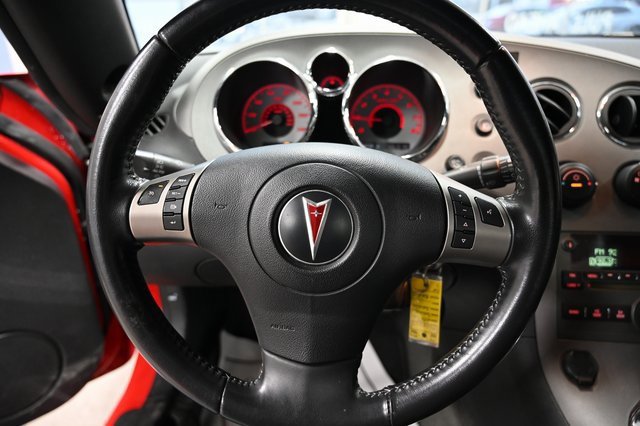Used 2007 Pontiac Solstice Convertible w/ Premium Package image 20