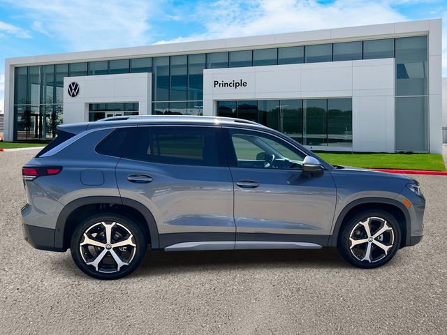 New 2026 Volkswagen Tiguan SE image 4