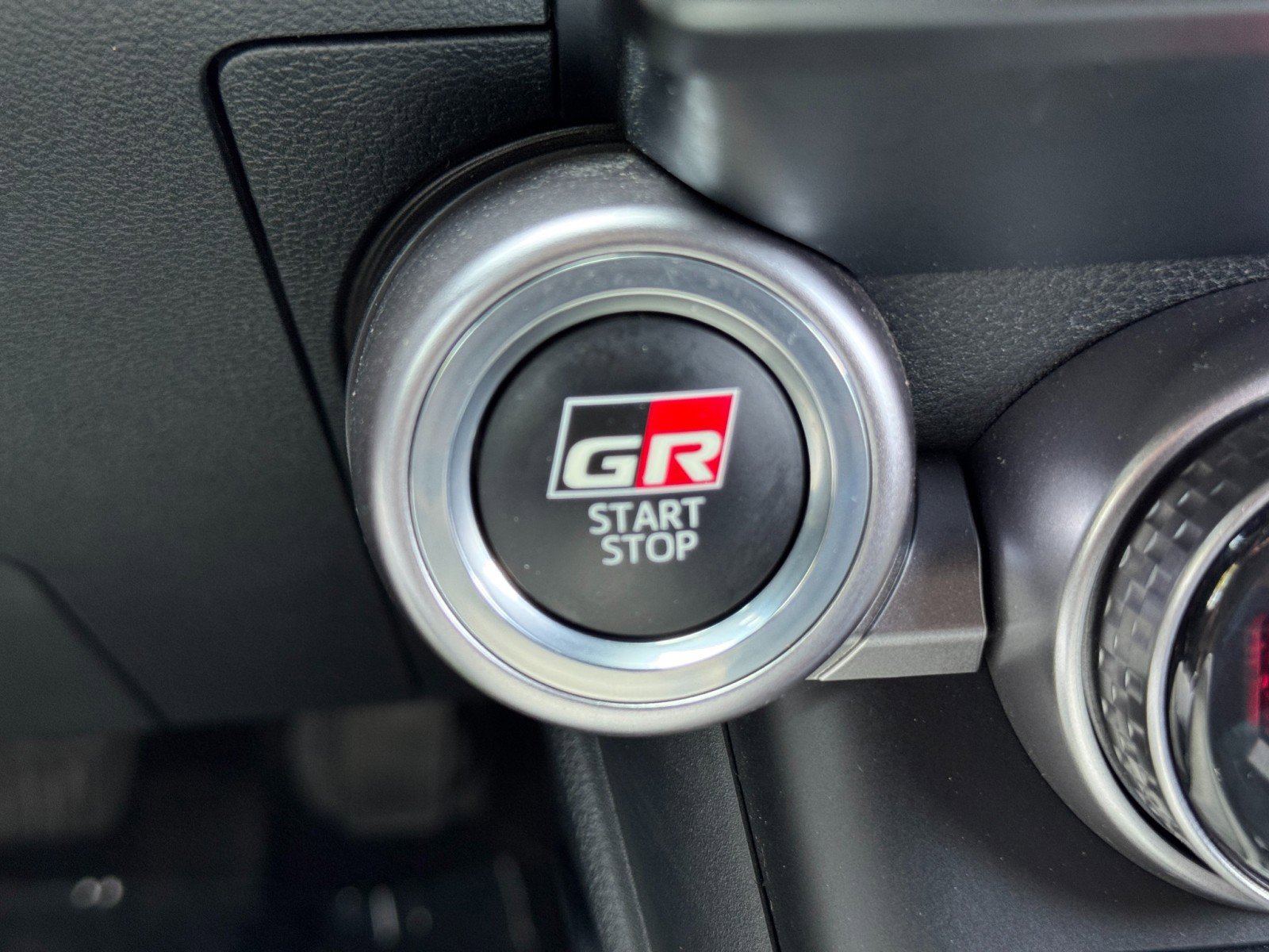 Used 2022 Toyota GR86 RWD image 20