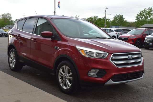 Used 2017 Ford Escape SE FWD image 10