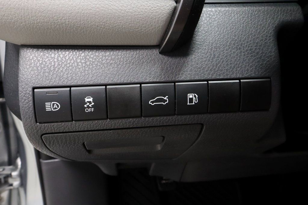 Used 2018 Toyota Camry SE image 27