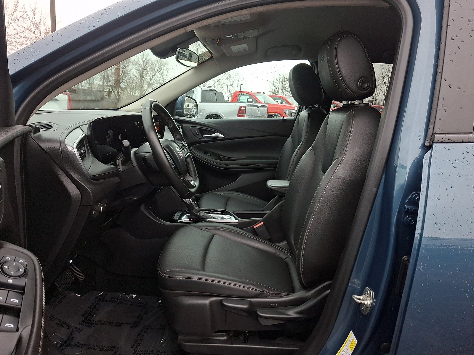 Used 2024 Buick Encore GX Sport Touring image 14