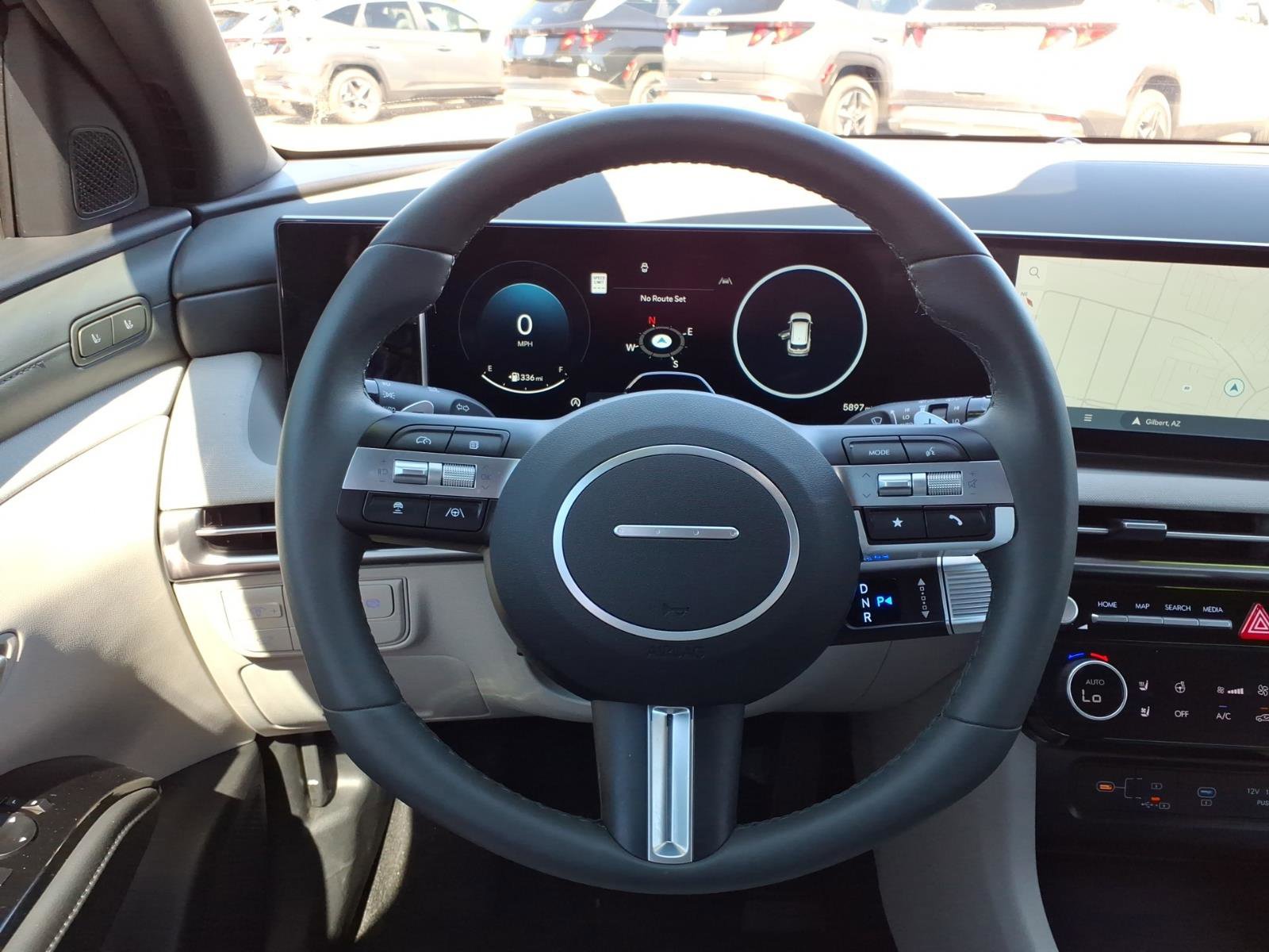 Certified 2025 Hyundai Tucson Limited image 17