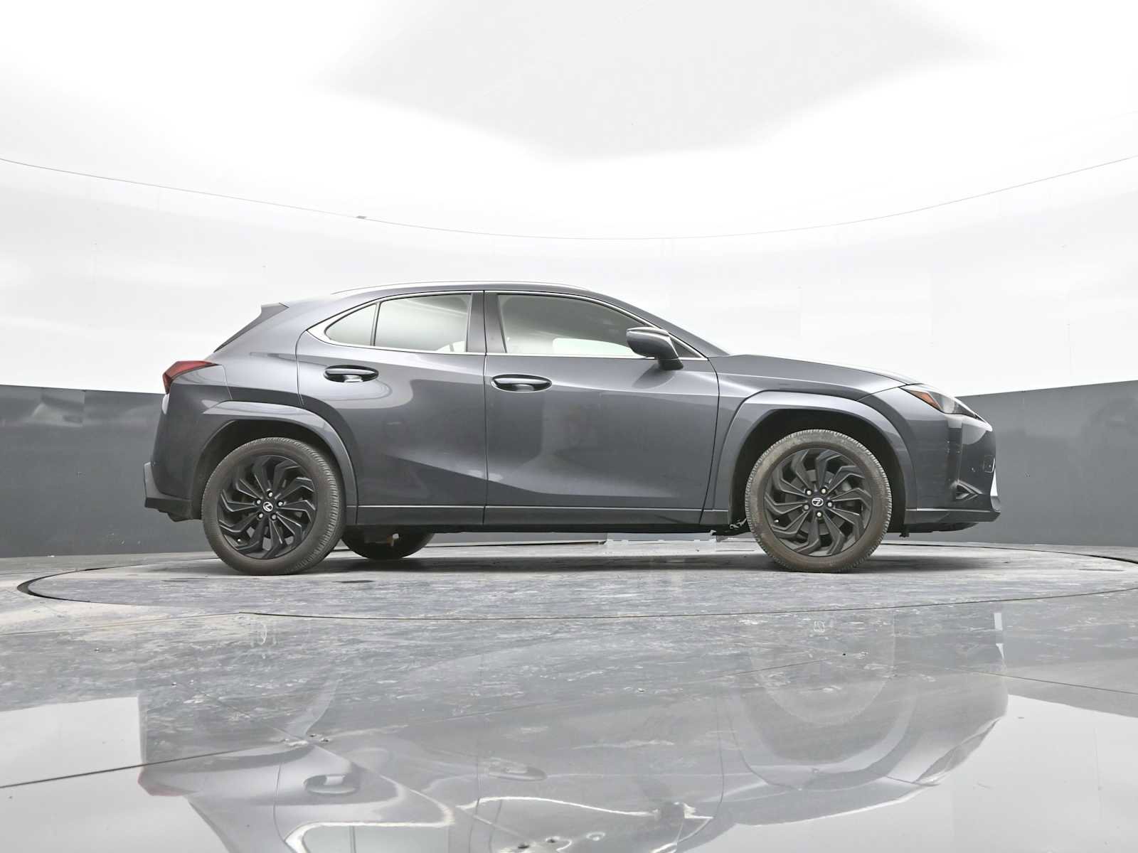 Used 2024 Lexus UX 250h Premium image 40