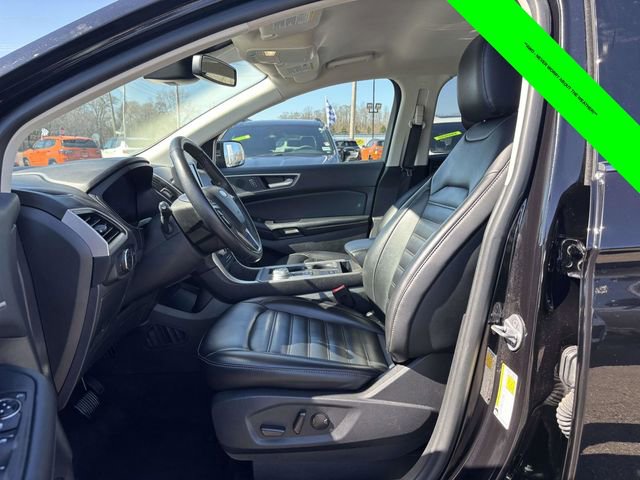 Used 2024 Ford Edge SEL image 2