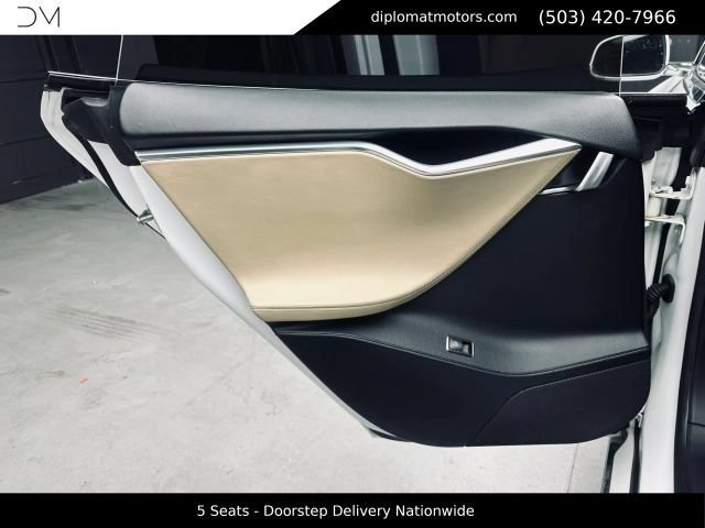 Used 2012 Tesla Model S Performance RWD image 27