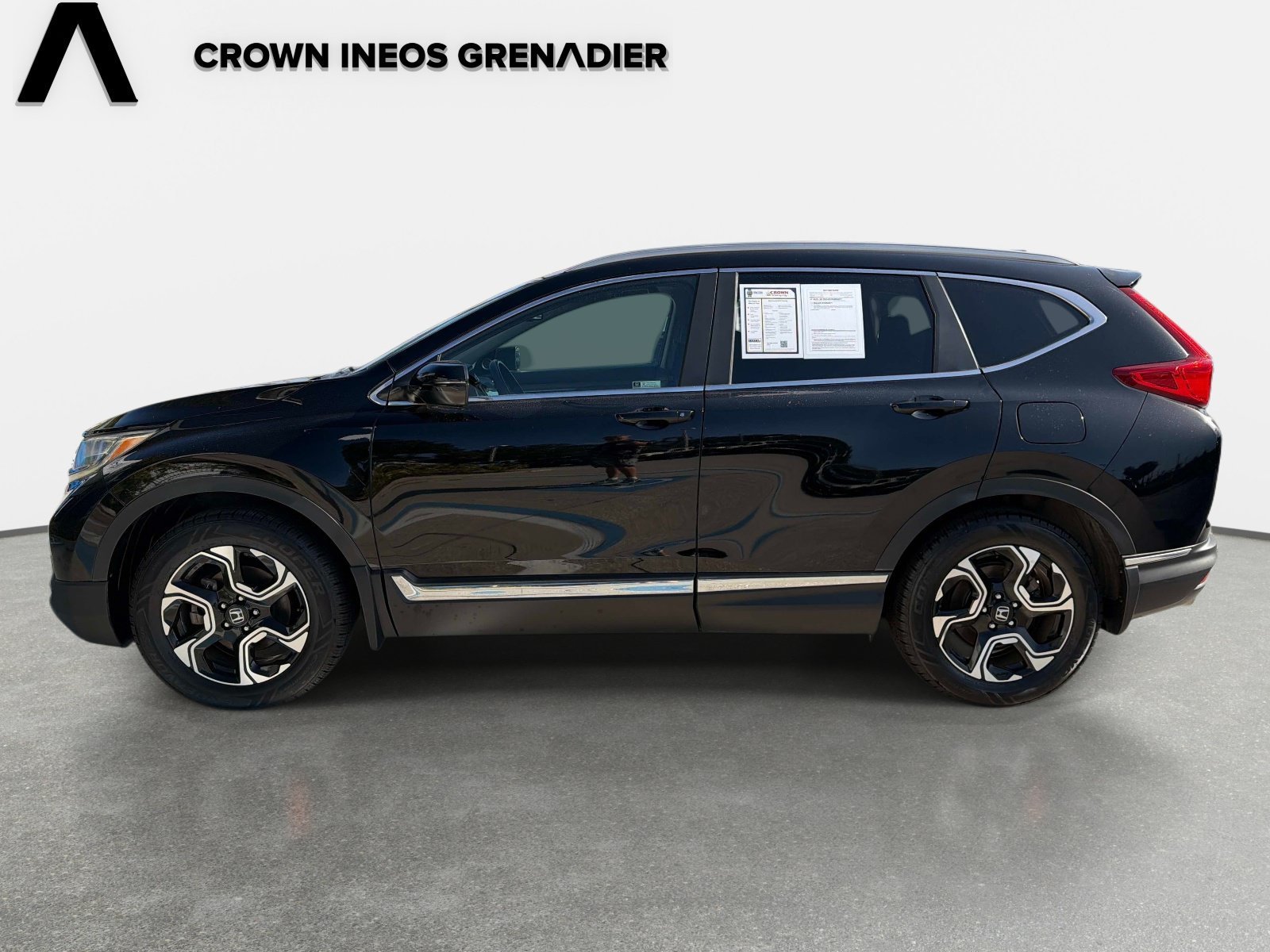 Used 2018 Honda CR-V Touring image 8