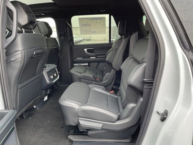 New 2026 Ford Expedition Max Platinum image 23