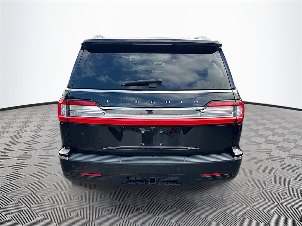 Used 2021 Lincoln Navigator Reserve image 7