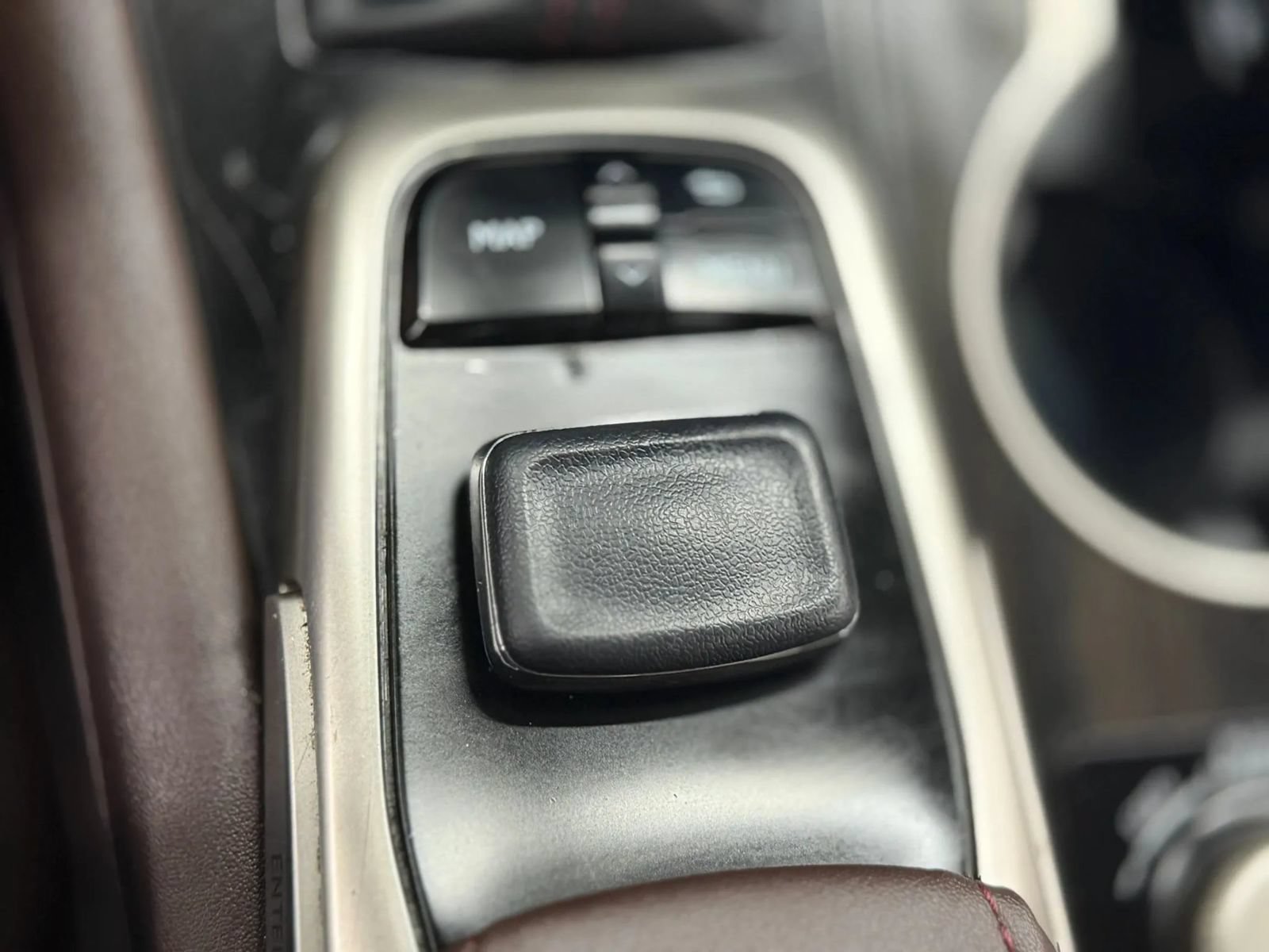 Used 2017 Lexus RX 350 AWD w/ Premium Package image 31