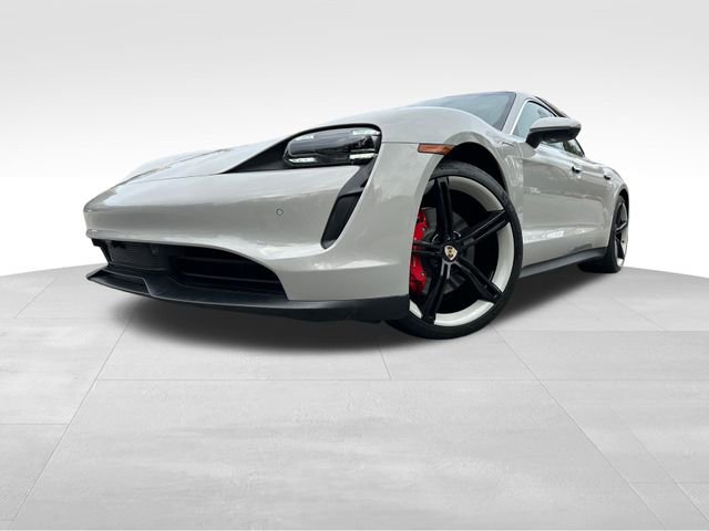 Used 2022 Porsche Taycan 4S image 10