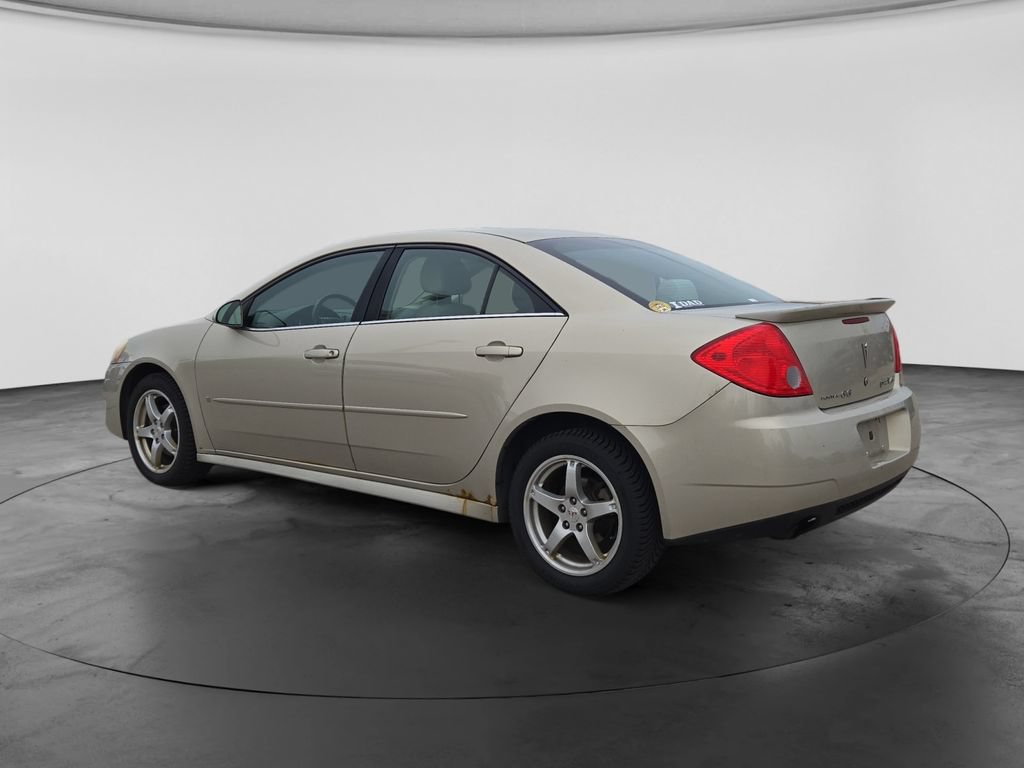 Used 2009 Pontiac G6 Sedan w/ Sport Package 2 FWD image 8