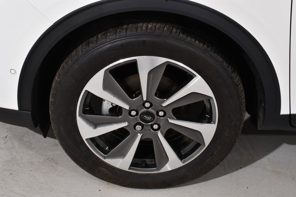 Used 2023 Ford Escape Platinum w/ Premium Technology Package image 24