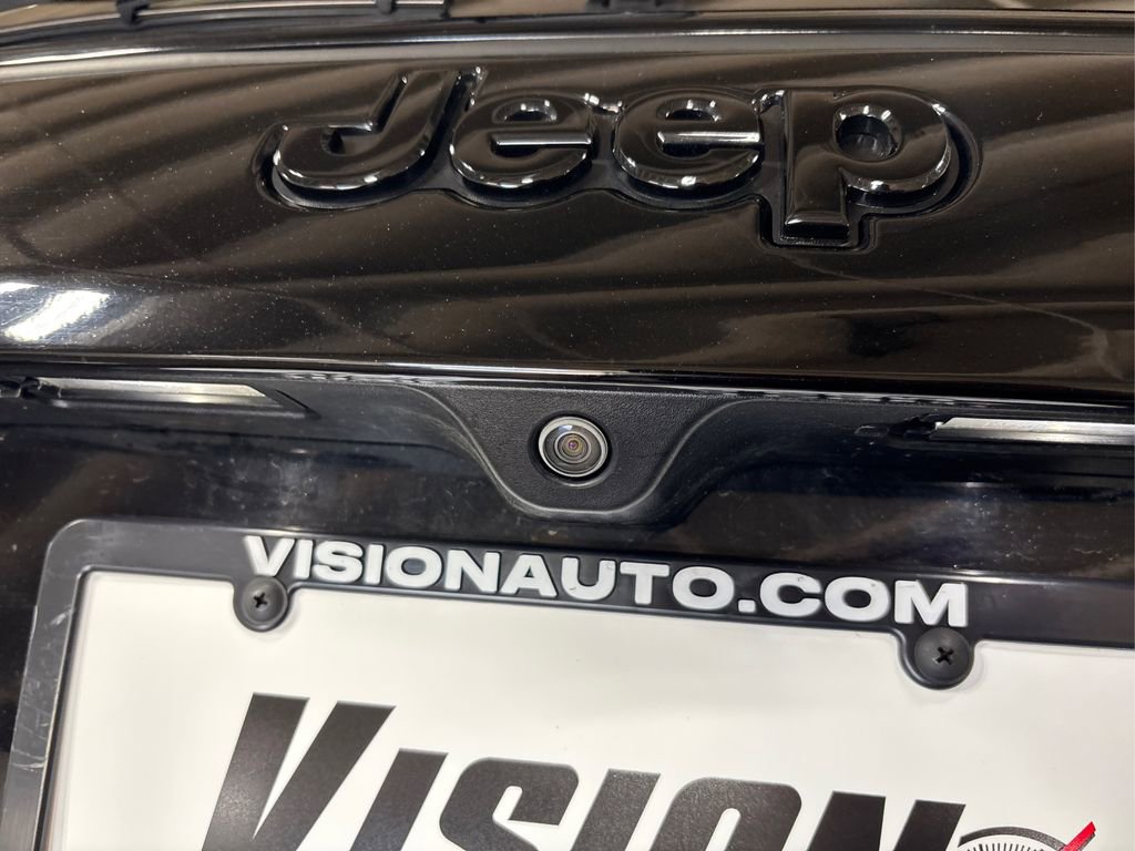 Used 2020 Jeep Compass Latitude image 15