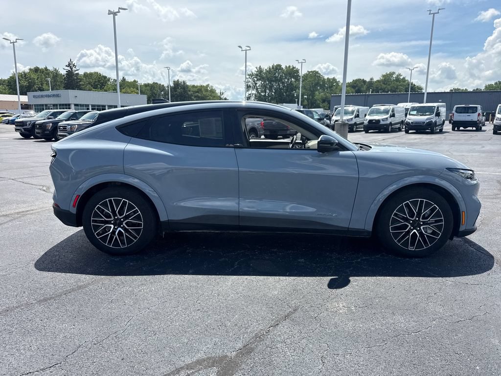 Used 2025 Ford Mustang Mach-E Premium AWD/4WD image 6