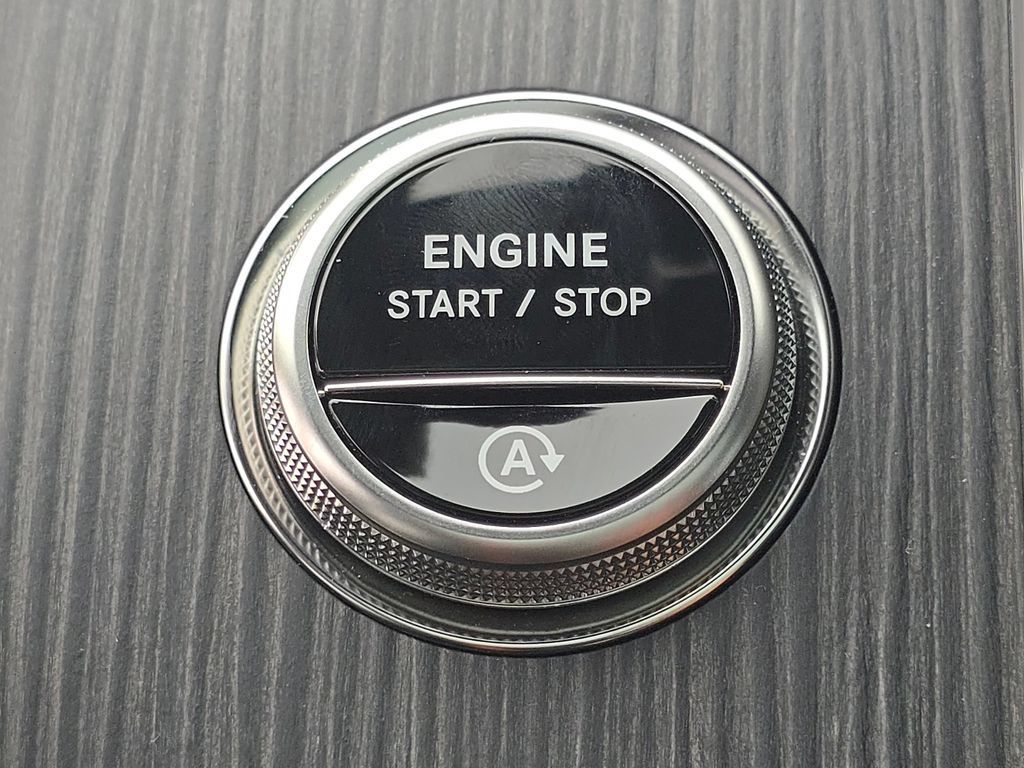 Certified 2026 Mercedes-Benz GLC 300 4MATIC image 37