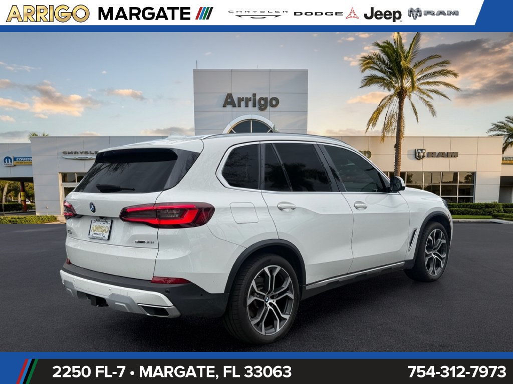 Used 2022 BMW X5 sDrive40i w/ Premium Package RWD image 7
