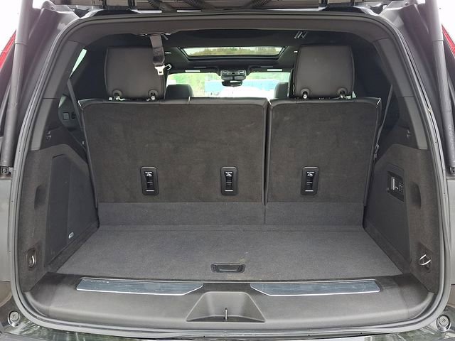 Certified 2024 Cadillac Escalade Premium Luxury w/ Performance Package AWD/4WD image 28