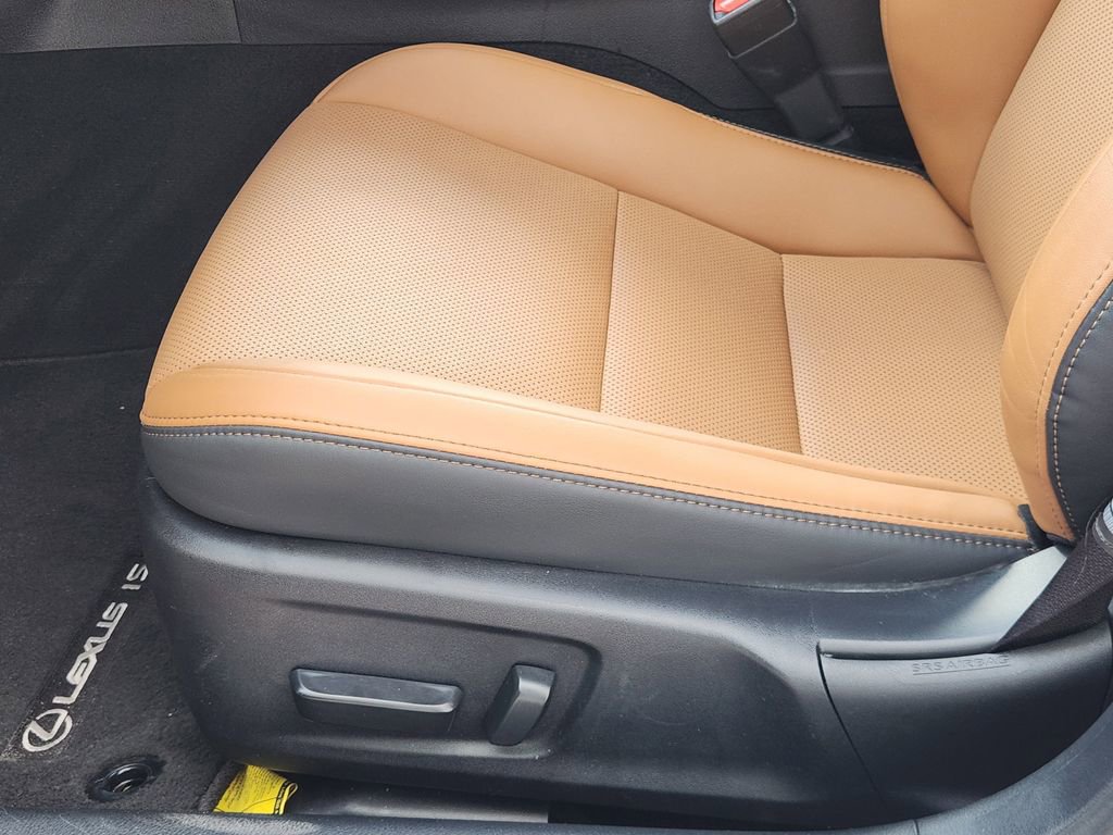 Used 2023 Lexus IS 300 w/ Comfort Package RWD image 24